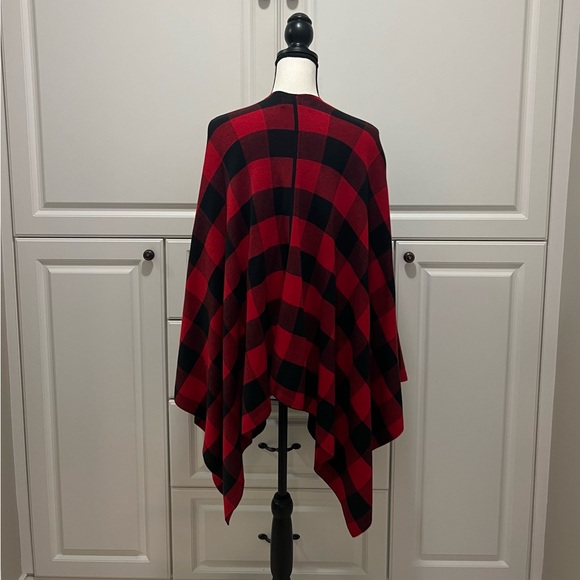 NWOT Lauren Ralph Lauren Buffalo plaid poncho size S/M - Picture 9 of 13